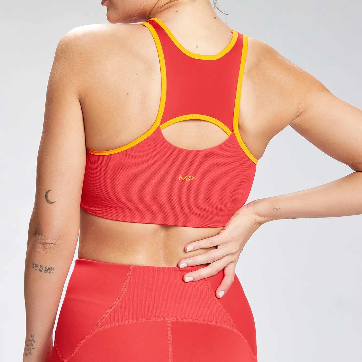 MYPROTEIN MP Damen Adapt Sport-BH — Danger*Damen Sports Bras