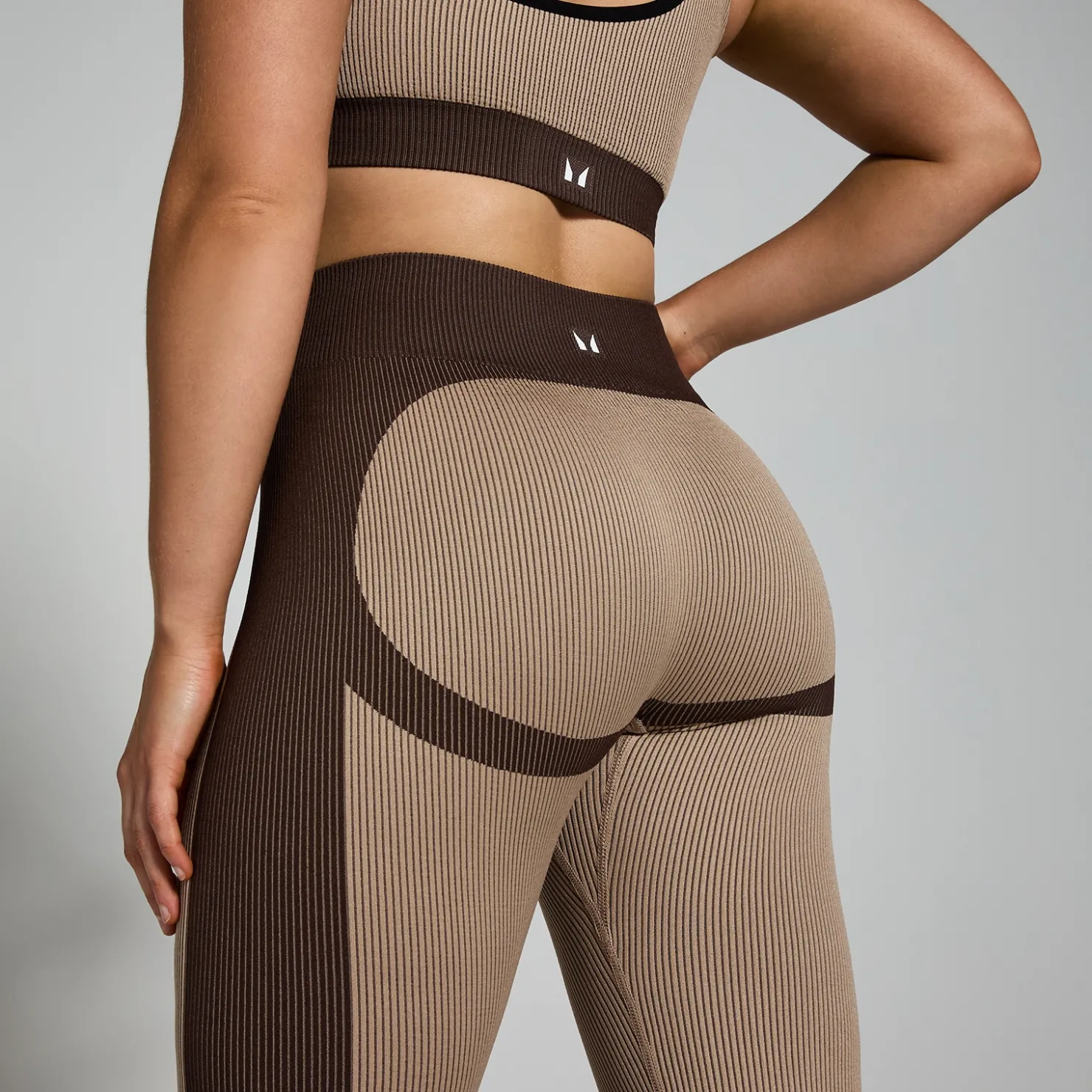 MYPROTEIN MP Damen Contrast Rib Nahtlose Leggings – Kaschmir/Espresso*Damen Leggings