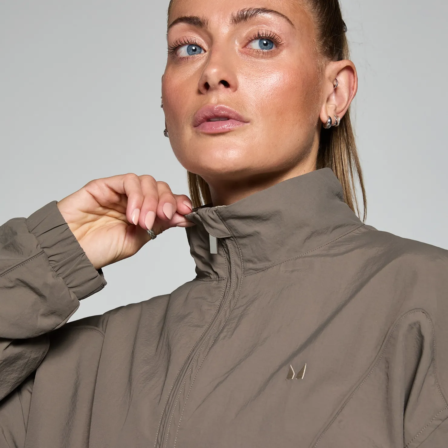MYPROTEIN MP Damen Tempo Better Gewebte Jacke – Espresso*Damen Jacken & Westen