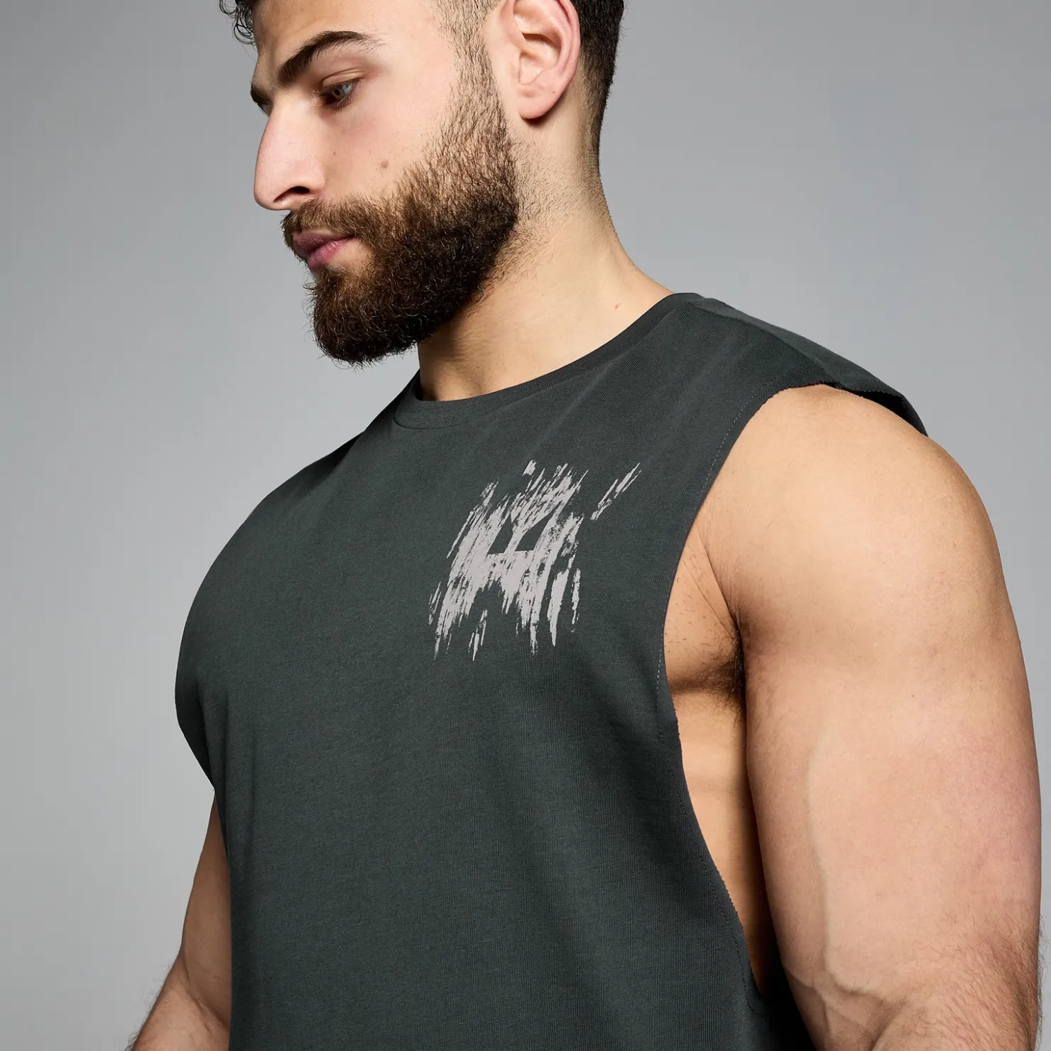 MYPROTEIN MP Herren Clay Tanktop mit Grafik – Verwaschenes Schwarz*Herren Tanktops | T-Shirts & Tops