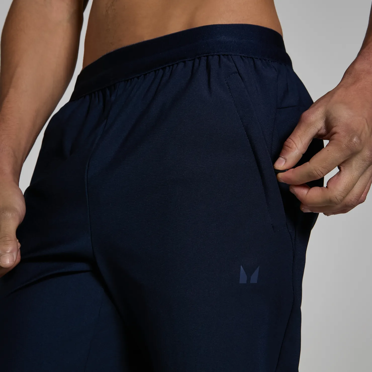 MYPROTEIN MP Herren Lifestyle Gewebte Jogginghose – Dunkles Marineblau*Herren Tracksuits | Joggers & Hosen