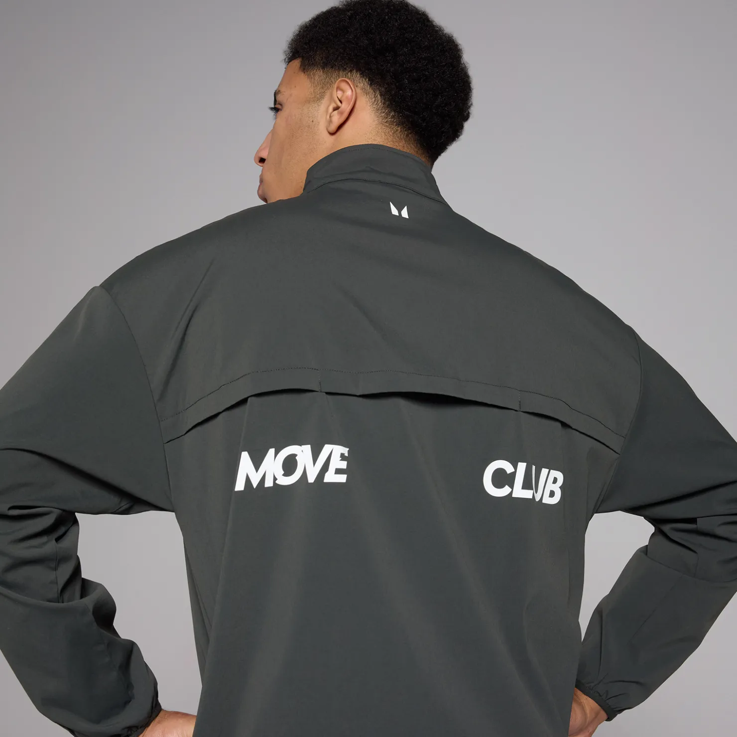 MYPROTEIN MP Herren Tempo Graphic Nylonjacke – Verwaschenes Schwarz*Herren Jacken & Westen