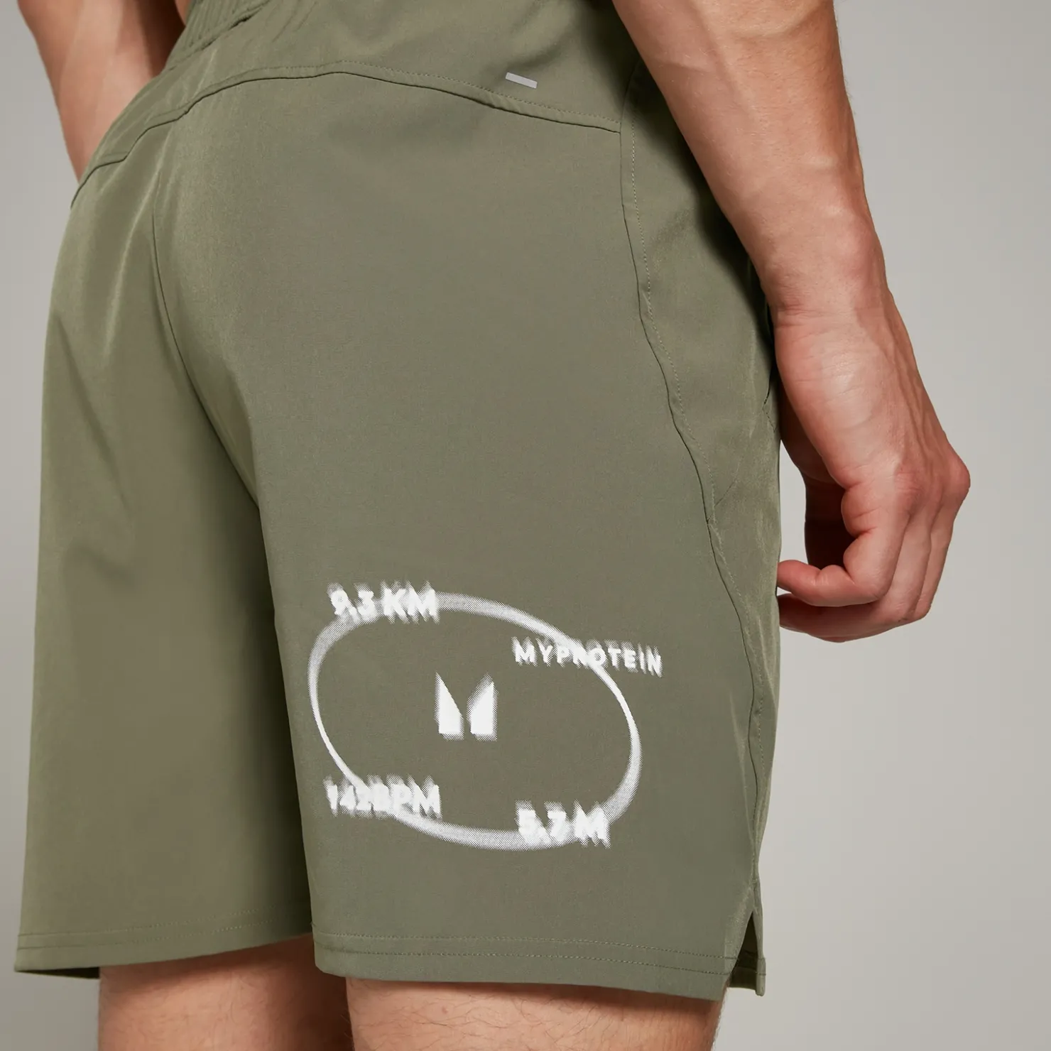 MYPROTEIN MP Herren Velocity Tracking 13-cm-Shorts mit Grafik*Herren Shorts