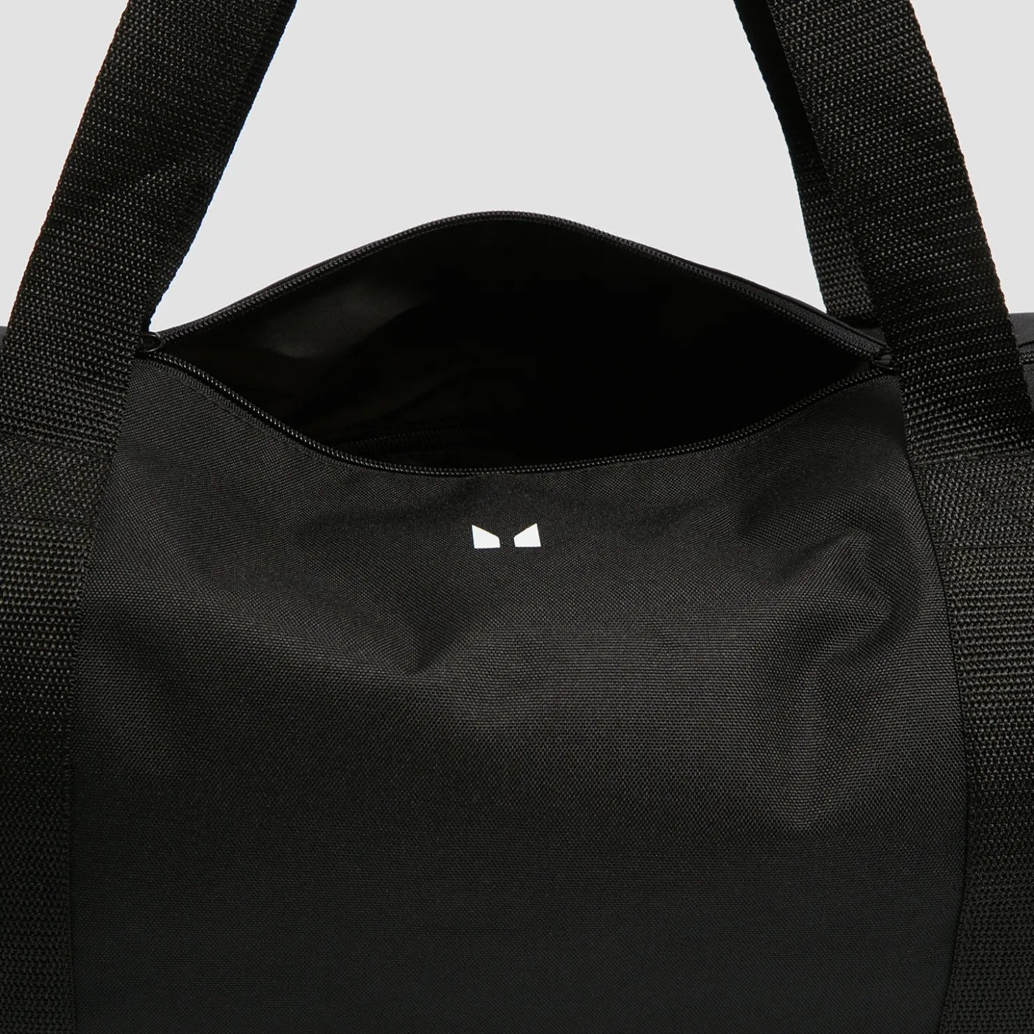 MYPROTEIN MP Sporttasche — Schwarz* Taschen