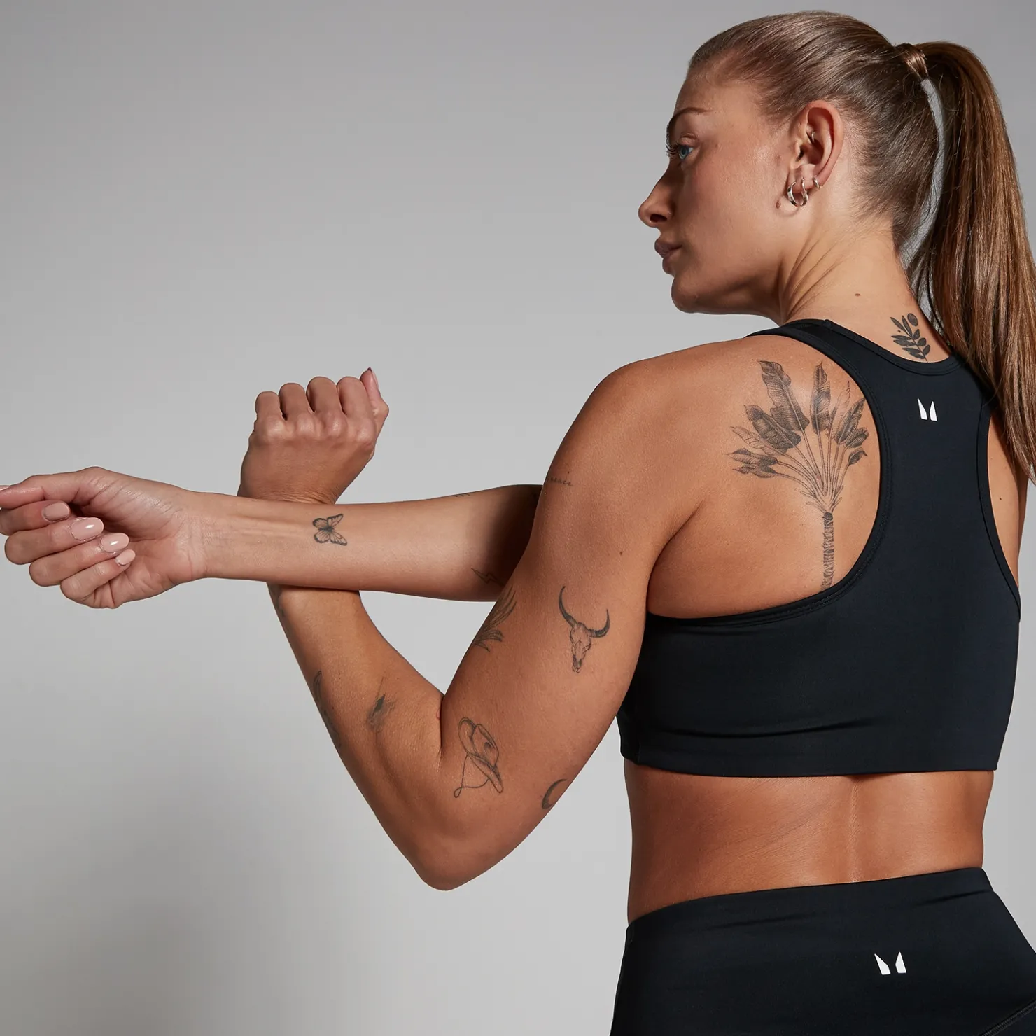 MYPROTEIN MP Training Racerback Sport-BH für Damen*Damen Sports Bras